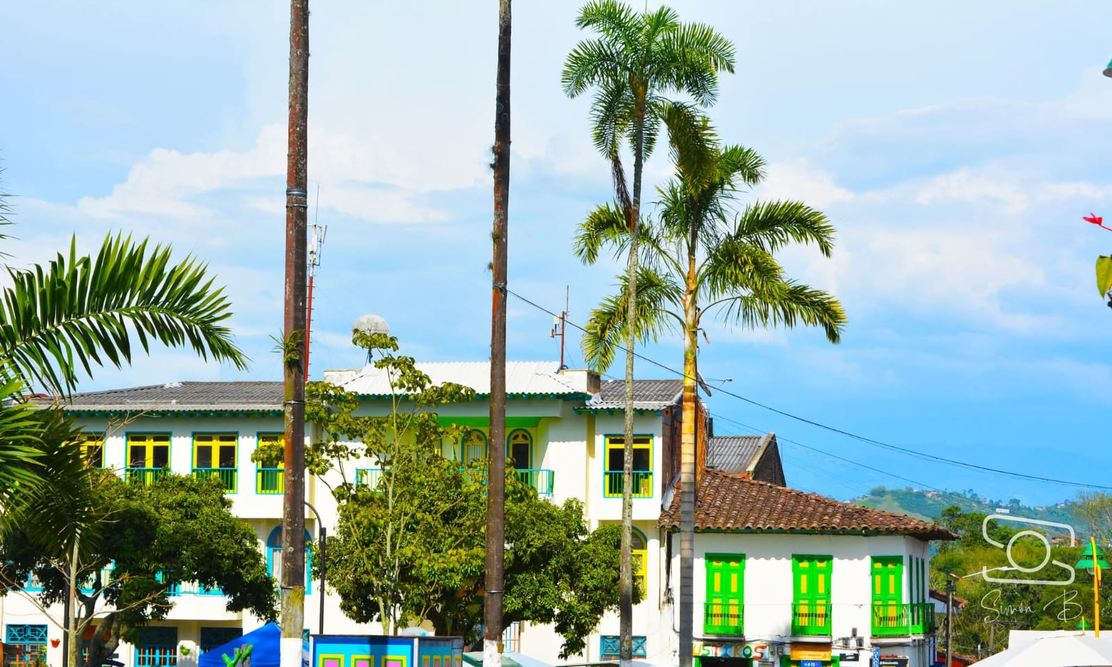 Fotografía profesional y branding visual Simón Bolívar Villa